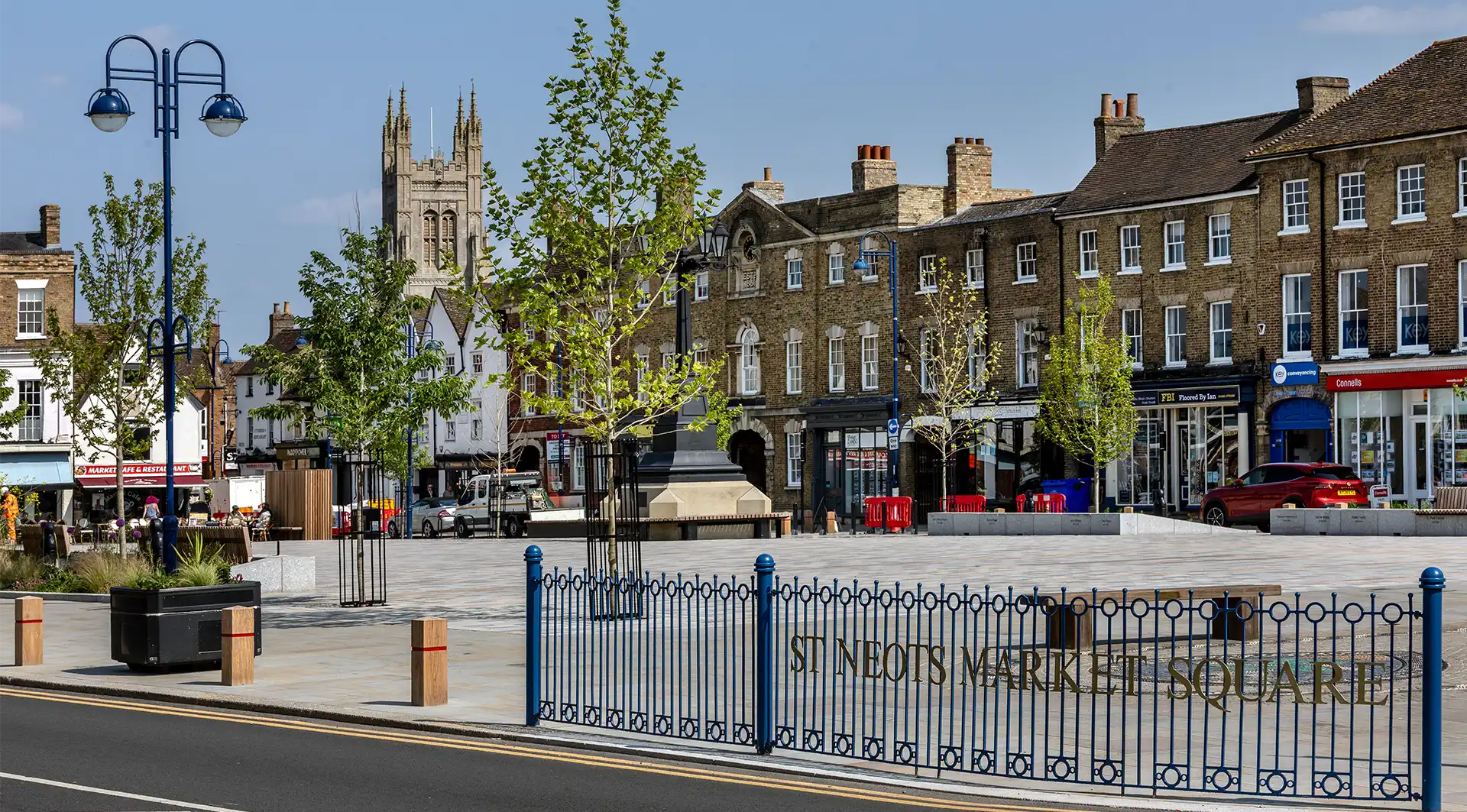 St Neots market square
